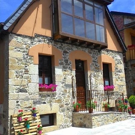 מולינסקה Albergue De Peregrinos Compostela מראה חיצוני תמונה