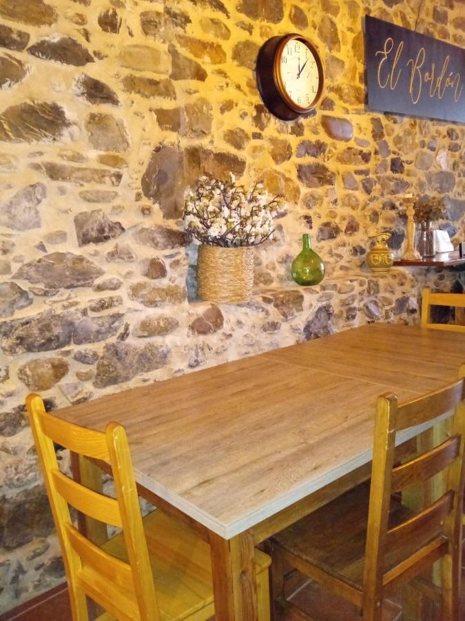 מולינסקה Albergue De Peregrinos Compostela מראה חיצוני תמונה