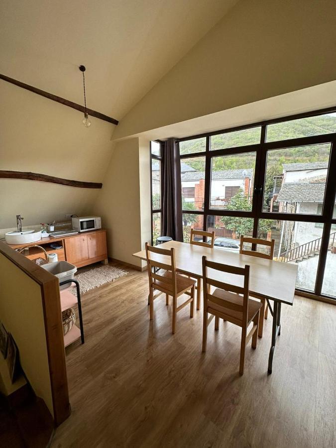 מולינסקה Albergue De Peregrinos Compostela מראה חיצוני תמונה