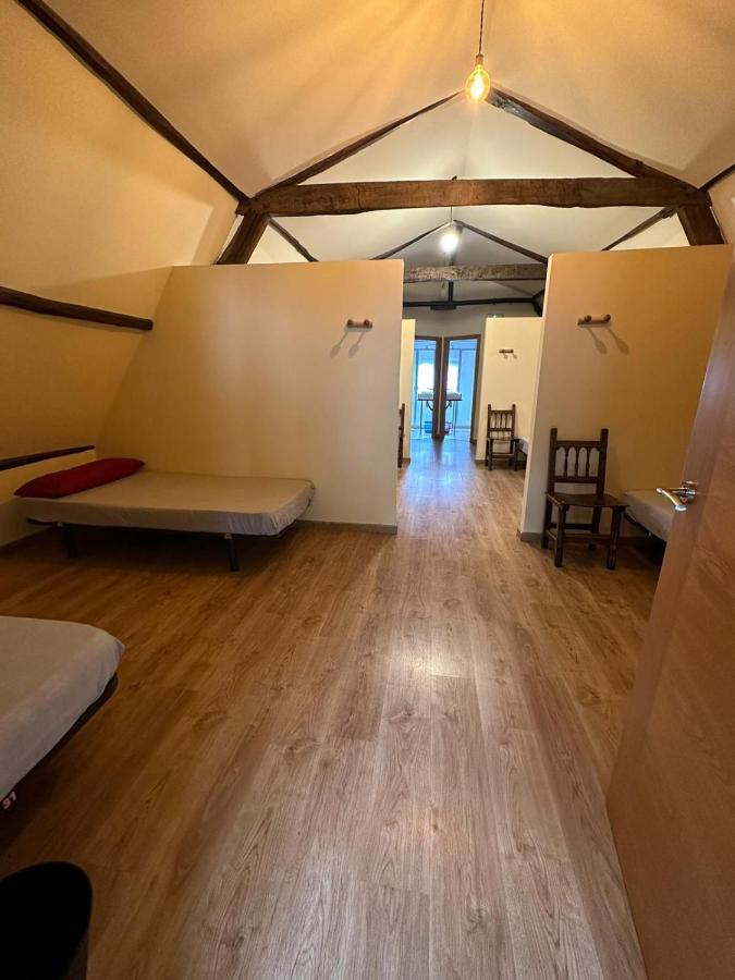 מולינסקה Albergue De Peregrinos Compostela מראה חיצוני תמונה